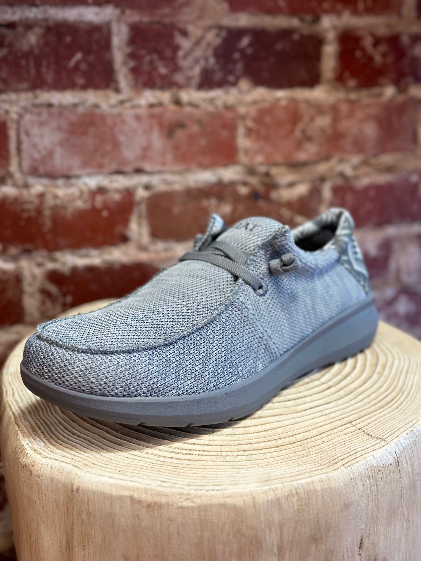 Hilo slip shoe