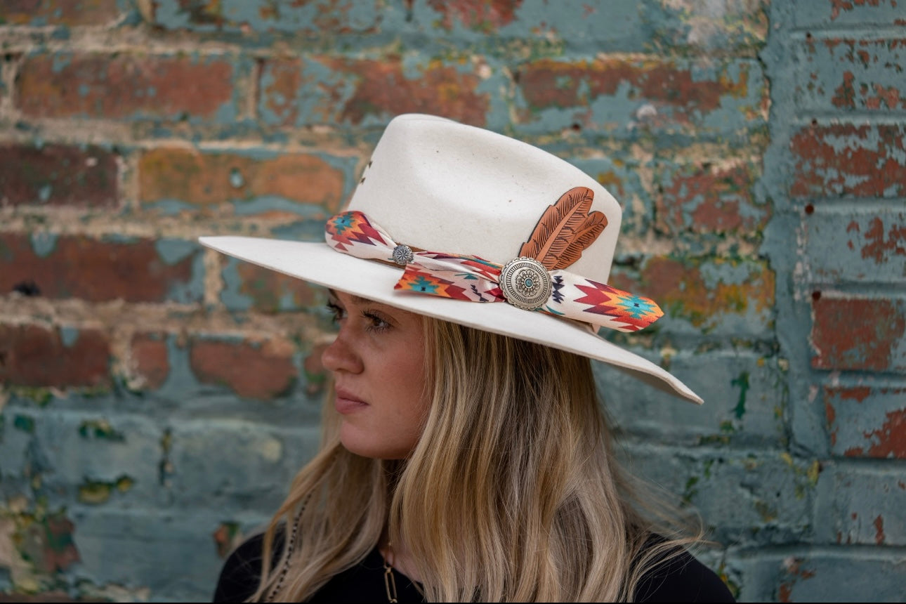 Navajo Charlie 1 Horse Hat