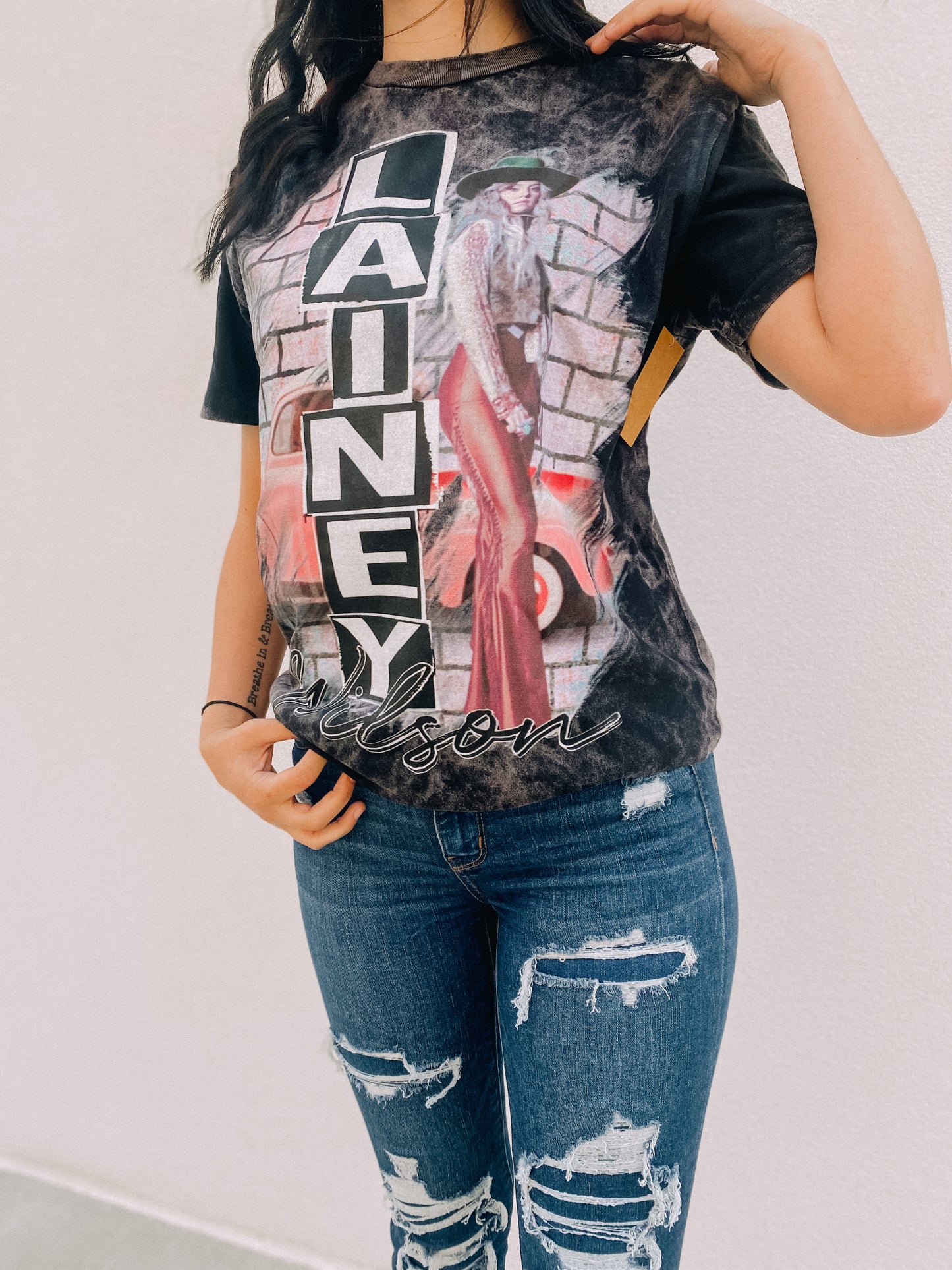 Lainey Wilson Tee