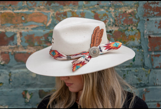Navajo Charlie 1 Horse Hat